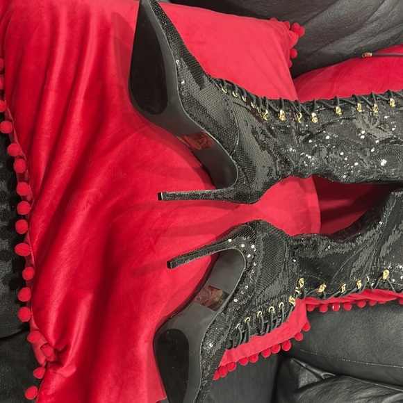 NWT OVER THE KNEE 👢 👢 - Picture 2 of 5